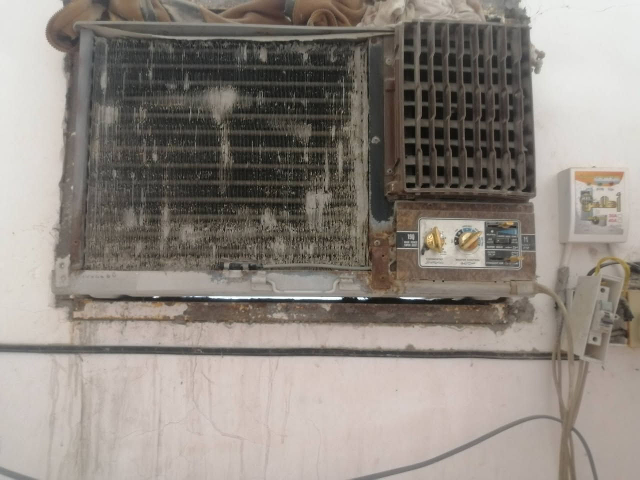 مكيف جنرال طنين مابي غاز
السعر 150
هو والقفص مالته


**إذا كنت صاحب هذا الإعلان وتريد حذفه لأي سبب، رجاءا أرسل رسالة إلى الدعم الفني**