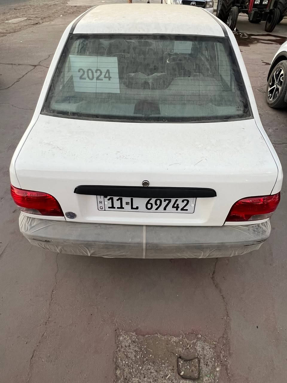 السلام عليكم
للبيع سايبا 

موديل 2024

السياره مكفوله كفاله عامه لاصبغ ولا تبديل عده رصعه 

كير ومكينه خير من الله 

السياره ماشيا ٦٦ حقيقي 

شواصي جدد خياس مابيها 

مدوشمه عام ارضيه وكشنات 

سنويه بسمي رقم دولي بغداد شرط التحويل 

كاعيات الشركه بلصندوك الكبات بعدهن بلايلون 

سويجات ثنين بيها 

السياره مال جناي ربع مذب عليها 

تبريد ثلج ويه سويج لا دوانز ولا حماوه 

السعر ٧٠ وبيها مجال 

العنوان بغداد الجديده 

الاستفسار ***********
