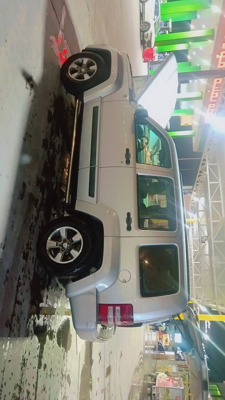 جيب لبرتي موديل 2008 محرك 3700 اي نقص مابيه بسمي رقم نكليزي بيه تفاصيل أكثر تصال عله رقم *********** مو شراي لا يتعبني
