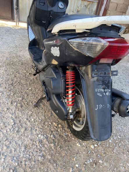 السلام عليكم عندي سكنس نثيه 140 مابيه اي نقص كلشي شغال اشاير كهربائيات كلشي شغال حته السلف عنواني المشتل رايدهه ب500 وبيه مجال التواصل خاص وهاذ رقمي شغال ***********
