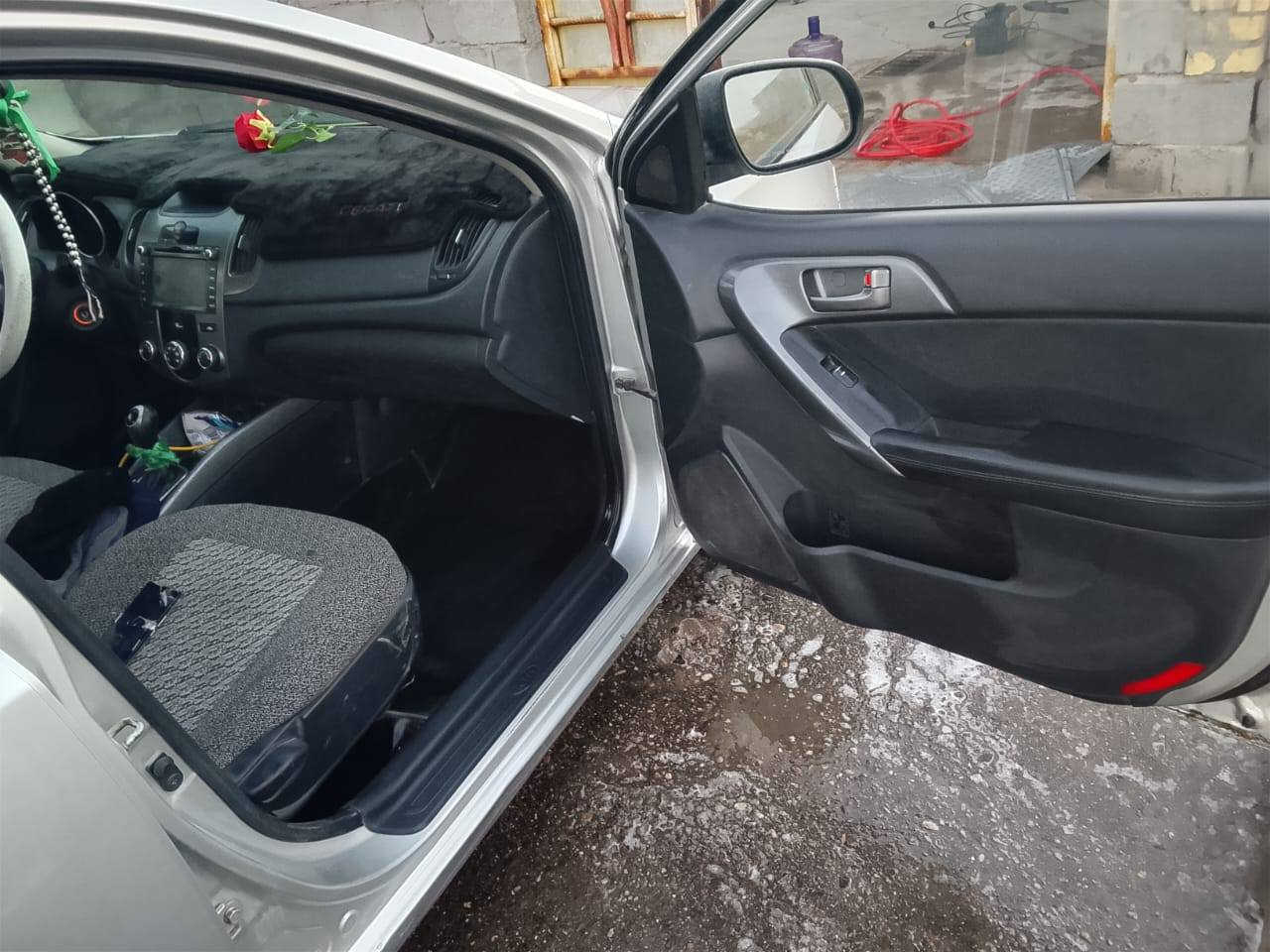 كيا سيراتو موديل ٢٠١٢ رقم بابل السعر المطلوب 105 وبيها مجال ***********
