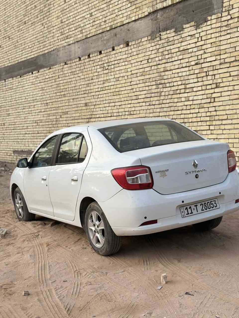 السلام عليكم يأبه رينو سيمبل موديل 2017 حرهه ماعليه اي شي سياره بعدهي جديده ومرتبه وكلش حلوه سياره مالتي خاصه مال جنايه بس احتاجيت علا بيعته سياره كرفته حلوه وما بيه اي نقص كامل من اي شي وسياره سنويه 2026 وهزه 2026 سياره جديده سنويته تنتهي ب 2029وكير أوتوماتيك وسياره سوناره وياهه مثل ما موضح بل صورر سياره مكانه كربلاء ورايده ب 75 سياره كامل من اي نقص وما بيه اي شي وتحويل ثاني يوم وسياره باسمي الله شاهد لو ما محتاج علا بيعته محام بعته لائن سياره كرفه وادئه كلش حلوو ومرتب هاذه رقمي لي حاب يتواصل ويايه ***********
