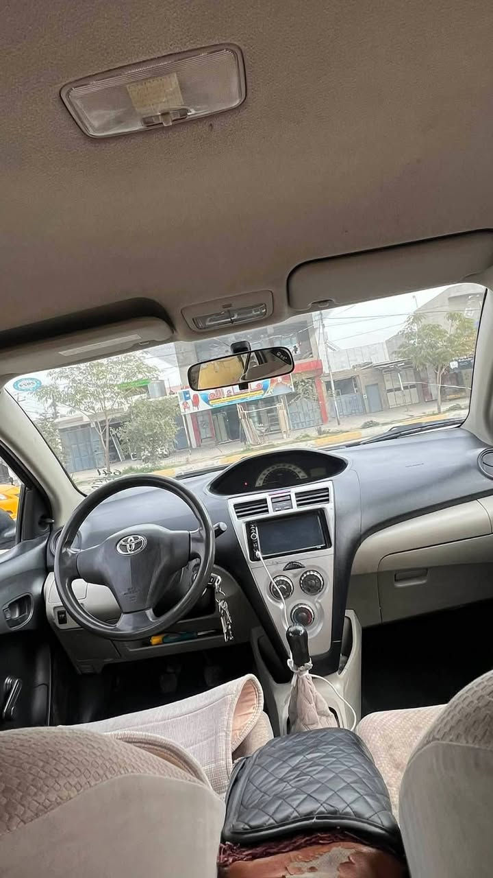 يارس موديل ٢٠٠٨ فول عادي
سنوية لل ٢٧  سيارة ضربتها بالصوره 
وصندوك و بونيد و سقف مضروب لزكه لان مجولحه و لزكه ماعدها اي تأثير  ومكانها كركوك و بيها بطاقة بنزين 
السعر ٧٢ مجال بسيط 
للاتصال ***********

