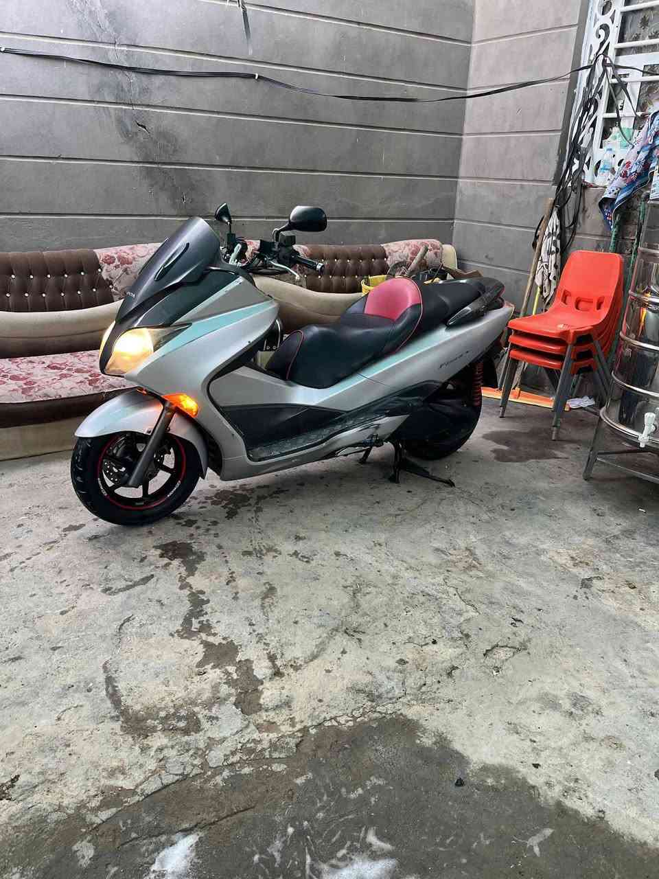 فورزه 0 / 10 مكفوله بحالت الوكاله عنواني دوانية سعر خاص وهذا رقمي
‏‪0788 551 7871‬‏

