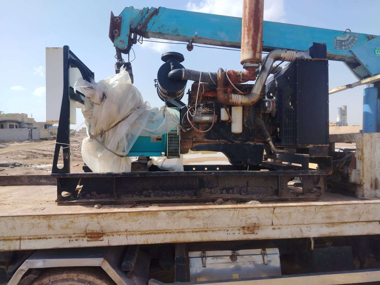 مولد كمنز 24ولف
راس توليد 250kv

استخدام قليل جديده 

شرط الحمل ومحرك لا تنقيص ولا تبخير 

السعر 50ورقه

للستفسار ***********
