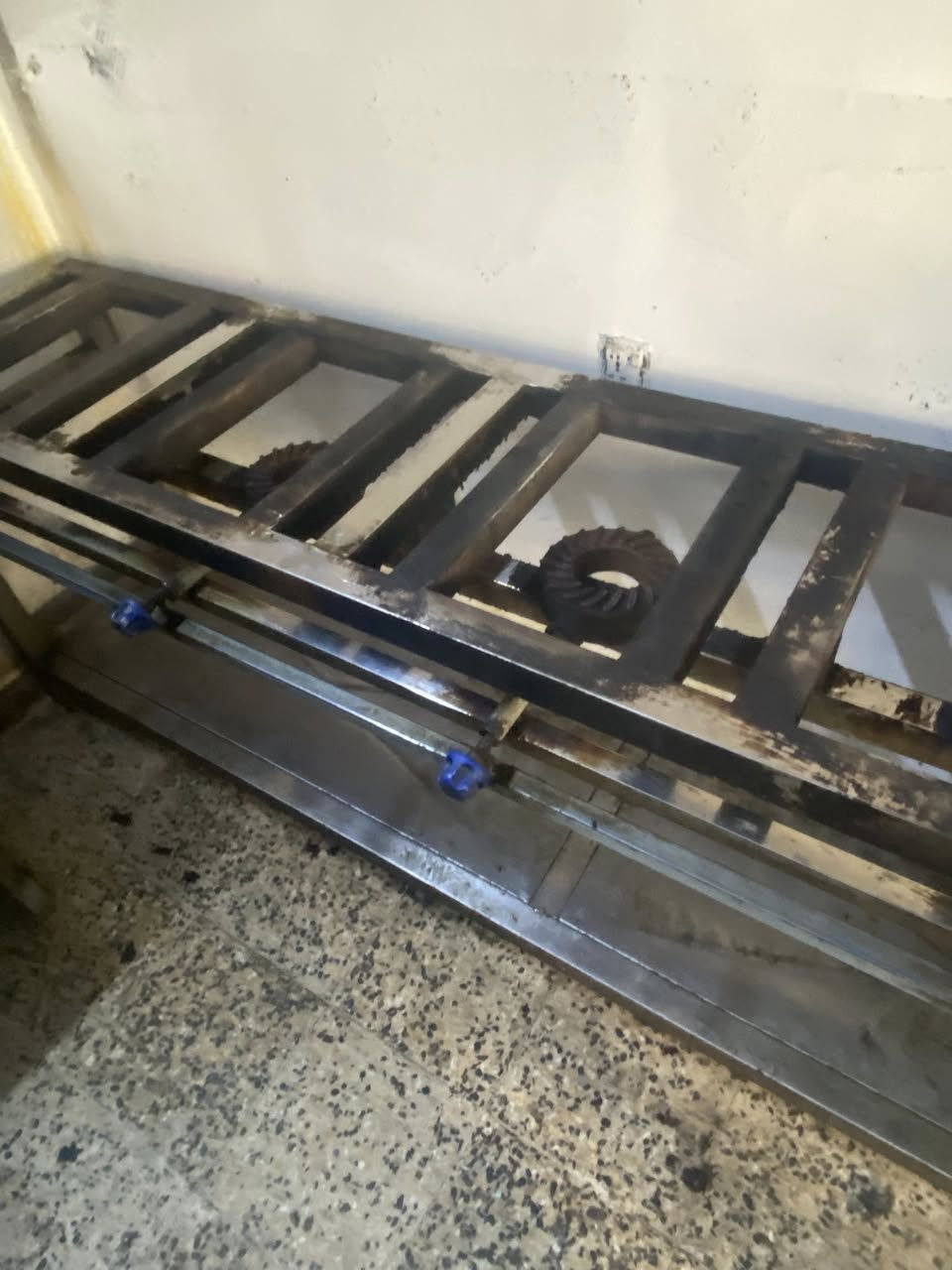 طباخ للبيع سل ستيل شغال
مكان بغداد حي العامل 

للتواصل ***********
