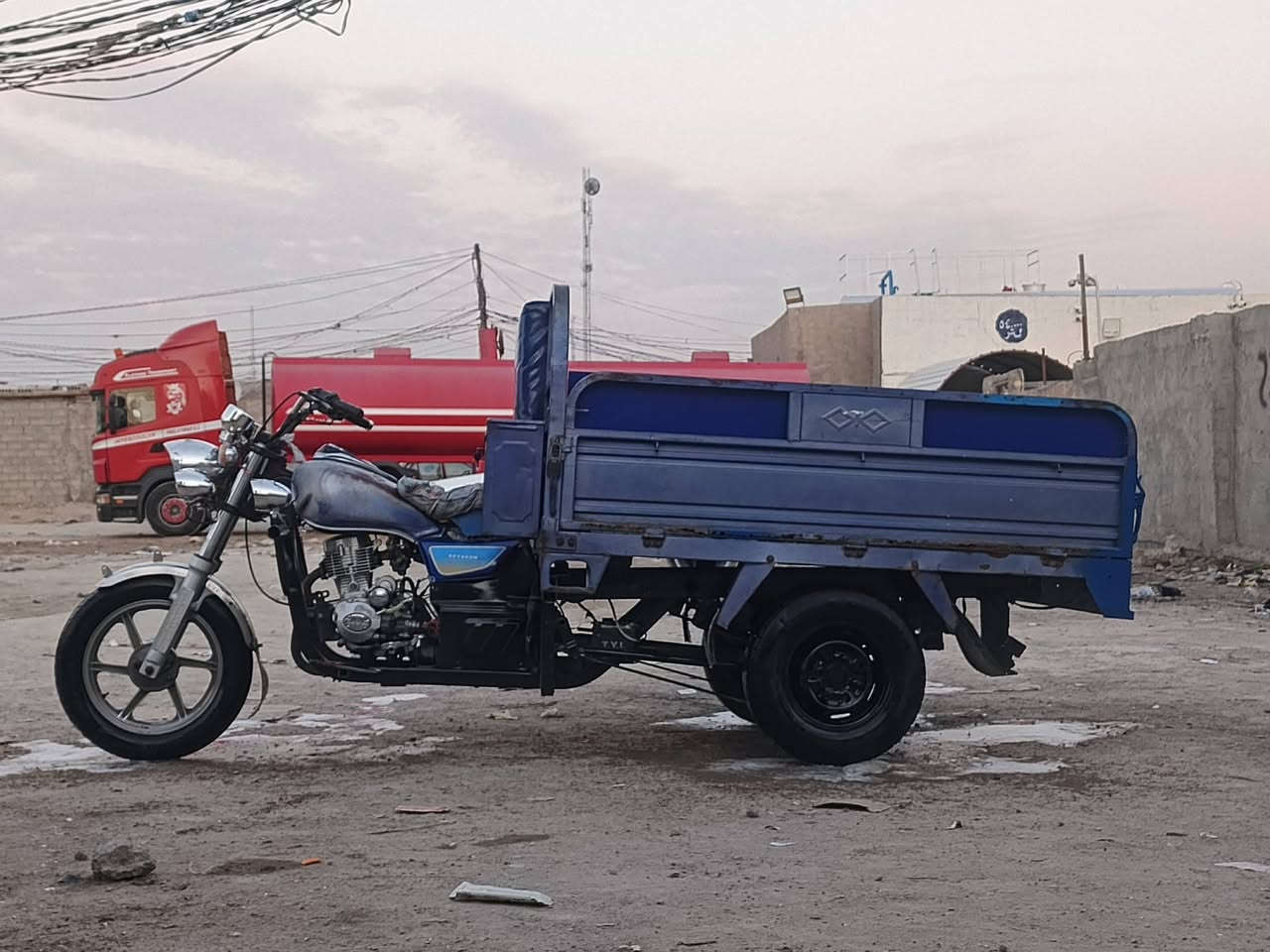 السلام عليكم ستوته للبيع موديل 15 محرك 23 بيها باج بالرقبه بكاني كربلاء حي الغدير***********
