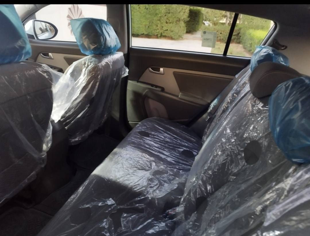 كيا سبورتاج 2014 مكفولة كفالة عامه عدا  بارد صغير في جاملغ السائق كير محرك كل بالشرط بدون فتح فول مواصفات عدا بصمه وفتحه بطاقه بنزين موجود  ***********
سعر 156 كركوك, العراق
