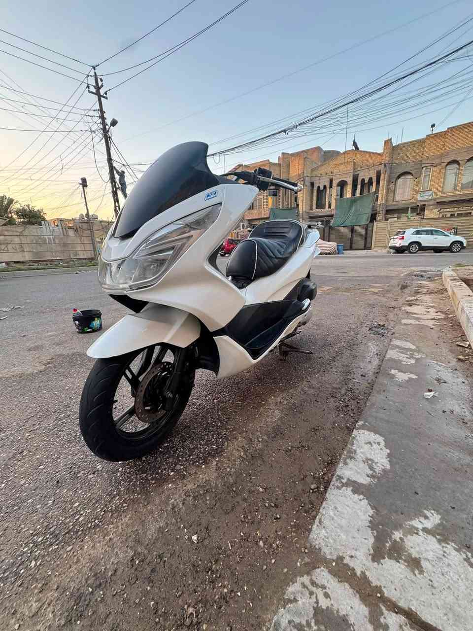 سلام عليكم بيسي اكس جيل ثاني محرك ١٢٥ ماشه ١٨ دراجه جديده بيه طخه بل ماصده خفيفه ومسويه فايبر  سعر ١٤ بيه مجال بصيط مكاني بغداد /***********
