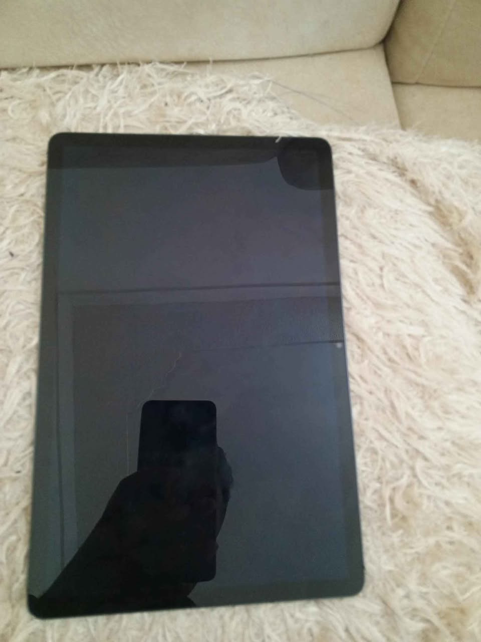 Samsung Galaxy tab s9
Ram 8 gb 
Storage 128 gb
Snapdragon 8 gen 2

هیچی لەگەڵدا نییە،  تەنها کەڤەرێکی لەگەڵە، قەڵەمی لەگەڵ نییە
ما بها ملحقات، فقط كفر، قلم ما بها
سعر: ٤٩٥ الف السليمانية, العراق


**إذا كنت صاحب هذا الإعلان وتريد حذفه لأي سبب، رجاءا أرسل رسالة إلى الدعم الفني**