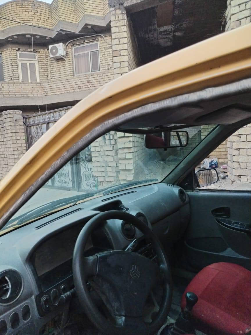 السلام عليكم سايبه للبيع رقم احمر بغداد سنويه عاج سيارة بدون تحويل اتكفل سرقه وعشائر مكينه بيها خيط بس قليل كير خير من الله كشر كدامك دواخل كدامك مصورهن سيارة والله خير من السعر 900 وبيها مجال *********** مكاني بغداد
