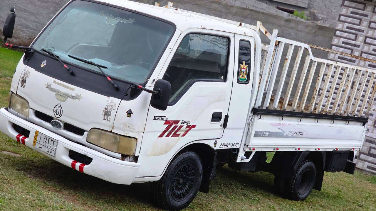 كيه فونتيره موديل 98 رقم انبار ألماني سنويه عضم عاج شاصي وضح شاصي مكفول محرك كير صدر كهربايات تخم تاير كله جديد سياره مال جناي متعوب عليه جهزه من كلشي بدون ضربه جهزه تبريد سياره قراضه موجوده سياره حلوه. حيل مال جناي 7 جنكال سعر 54 وبيه مجال بسيط مكاني رمادي خالديه***********
