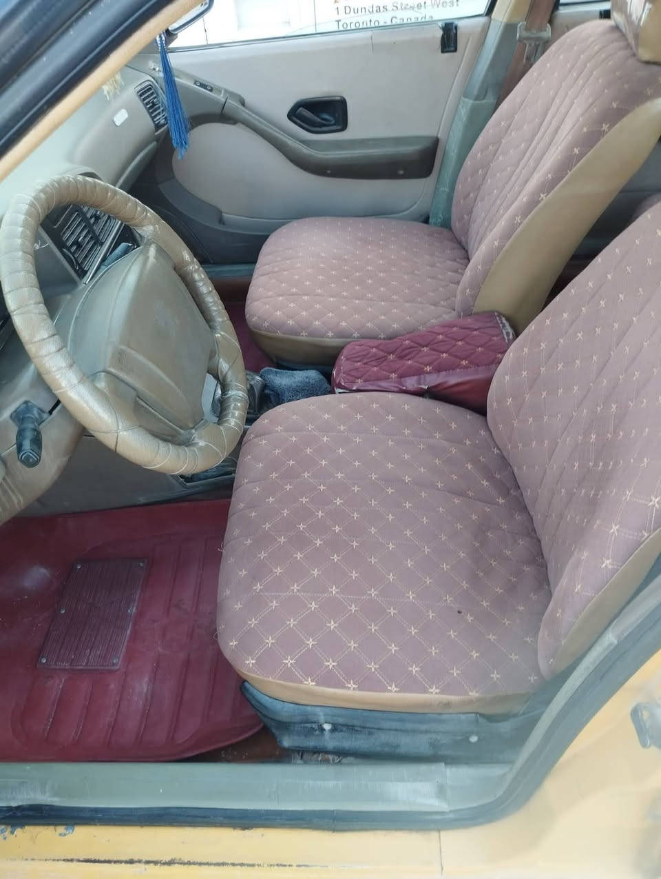 السلام عليكم بيجو405موديل ١٠ رقم نجف مصفره هيه وغرامات ومكفوله مكينه كير حداديه كهربايات جاهزه مكفوله ضربه وتبديل السعر28 وبيه مجال  مكان السياره نجف للاستفسار ***********
