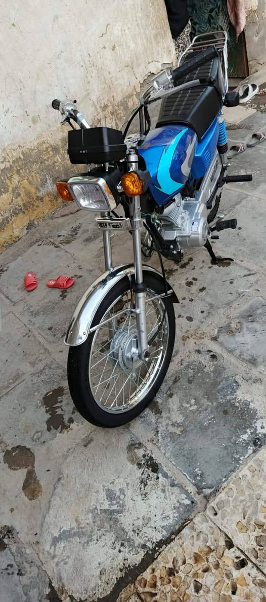 سلام عليكم دراجه نامه توه معمره البيع سعر خاص


**إذا كنت صاحب هذا الإعلان وتريد حذفه لأي سبب، رجاءا أرسل رسالة إلى الدعم الفني**