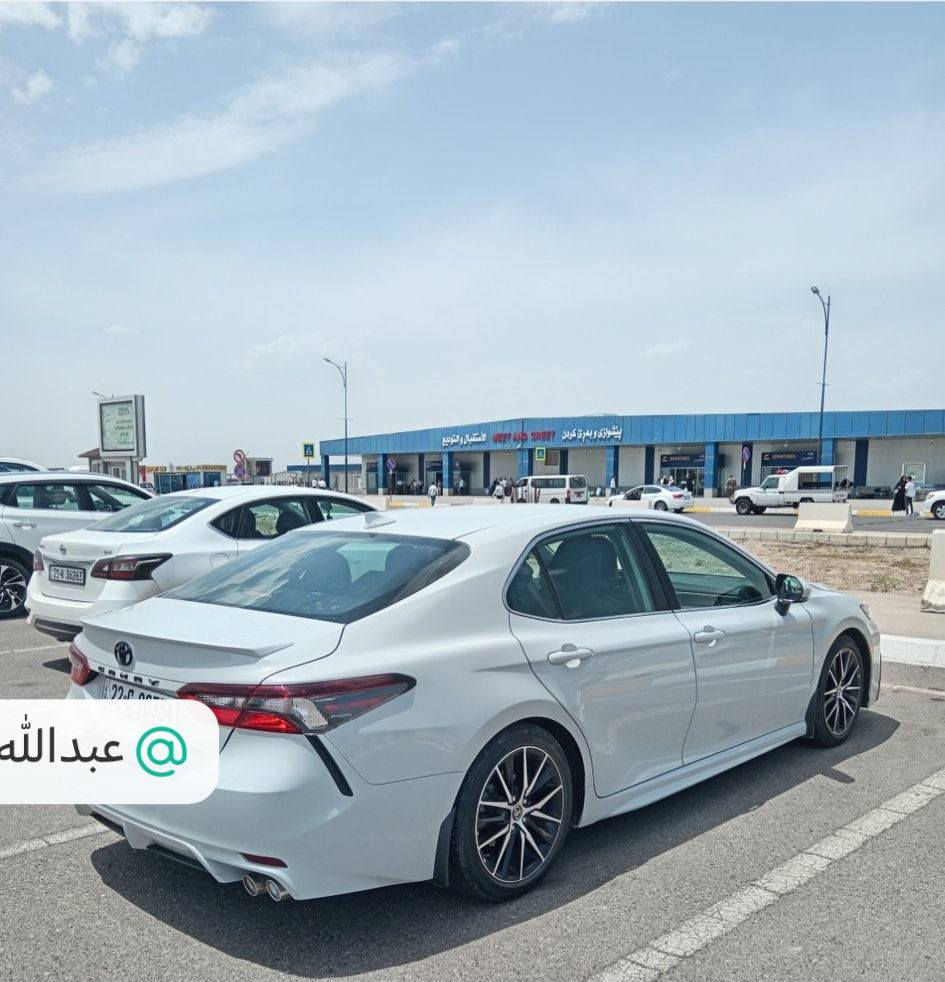 كامري وارد امريكي موديل 23ماشية 40 الف ميل اتصل ***********
