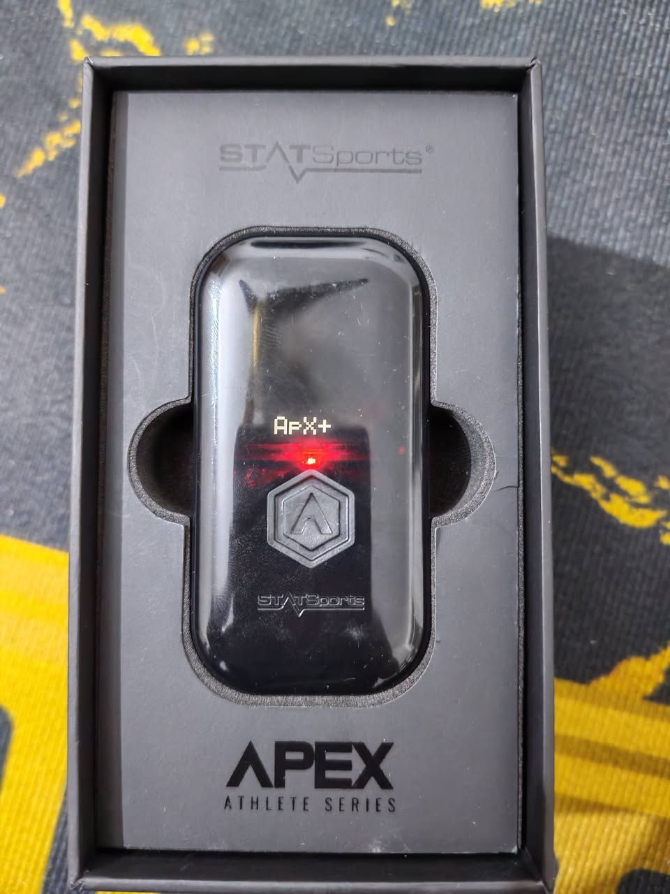 قطعة نادرة هي و شاحنتها و الكارتون تخص الرياضين يستخدموها جماعة الدوري الانجليزي 😁
الشاشة شغالة و حطيتة على الشحن شحنت شوفوا سعرها بالموقع لأعلى سعر ابيع


**إذا كنت صاحب هذا الإعلان وتريد حذفه لأي سبب، رجاءا أرسل رسالة إلى الدعم الفني**