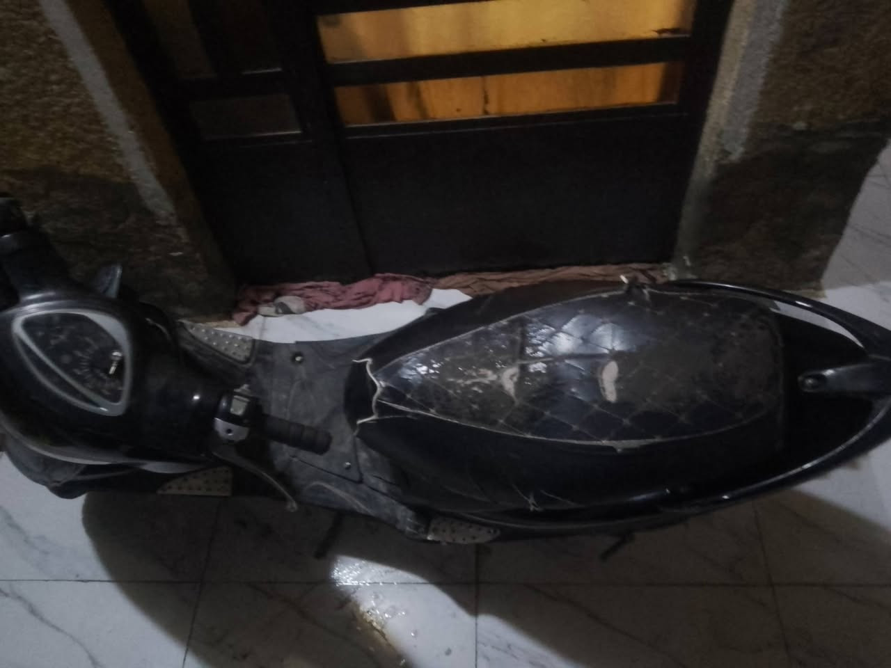 سلام عليكم دراجه كاملة شغاله فول دراجه بيه تزويد مثل دبلات اماميهم رياضي مثل دبلات خلفي رياضي وياله رياضي صالنصه اف ام رياضي كفرات كامله بس البجم صبغته وزربت حشاكم ***********
