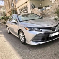 كامري LE • ٢٠١٩ • كاميرا وحساسات