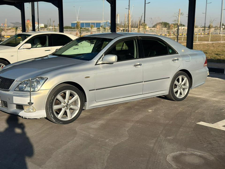 السلام عليكم 🥹🫀قره تفاصيل 
مكلف بل نشر رقم جوه خابره وراسله 
مكاني بصره
السعر ٤٣ بيه قليل قليل
شاهينه للبيع مكصوص 
متومه طبق الاصل نكليزي نجف
مديل ٢٠٠٧ اصل اصل وبيه حته
 بليته🏵
تبريد ثلج🥇
٣ دكم🏆
دواخل سود كشنات حضن🎱
شاصي ١٨٠
دبلات خلفيه جدد 🍰
مشط كفاله 🐚
بصمه رصاصي 🫵🏻
اثلث رياضي 👻
كرستال😜
مكينه شرط كفاله 🤝
لايت دوار ٥ قطع بك لايت ابو عيون
وتايرات ويل دنكه
السعر ٤٣ بيه مجال قليل قليل 
رقمي : ***********
