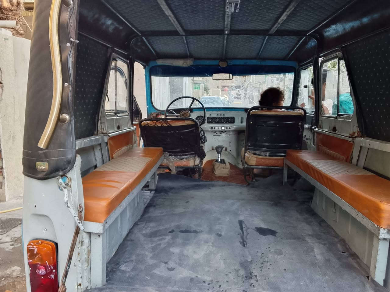 سلام عليكم زوبه لبيع مكينة ونجي سته ارقام تحويل مباشر موديل 1971 سياره اصولي والشراي يتصل بهاذ ارقم *********** ولحاب السعر يتصل سيد علي بدي 88
