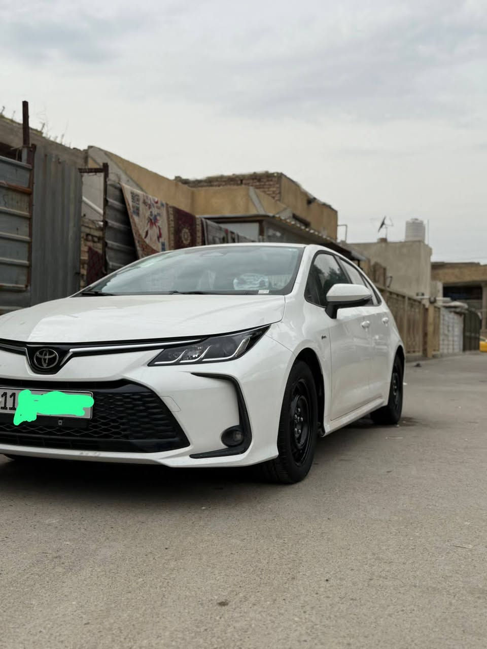 سلام عليكم للبيع كورلا هايبرد 2025تجميع صيني كفاله عامه بيه رصعه بسيطه بل هلال مال جاملغ الخلفي ماشيه 30 الف Km السعر 153 بيه مجال *********** مكان السياره بغداد بسمايه
