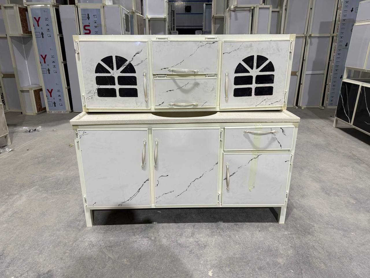 سنك وملحق قياس متر ونص سعره ١٩٠ الف
توصيل مجاني بغداد 
للحجز والاستفسار التواصل على الواتساب
***********
