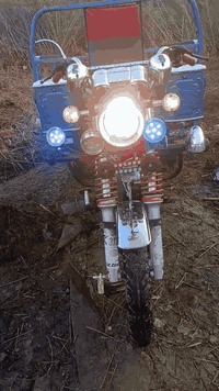 سلام عليكم ستوته للبيع موديل 23 ستوته نضيفه تكره سلف مكان شاميه سعر مليونين 400 وبيه مجال ***********
