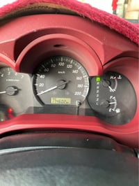 تيوتا هايلوكس موديل 2015 رقم اربيل تحويل او وكاله  السيارة كامله مابيه...