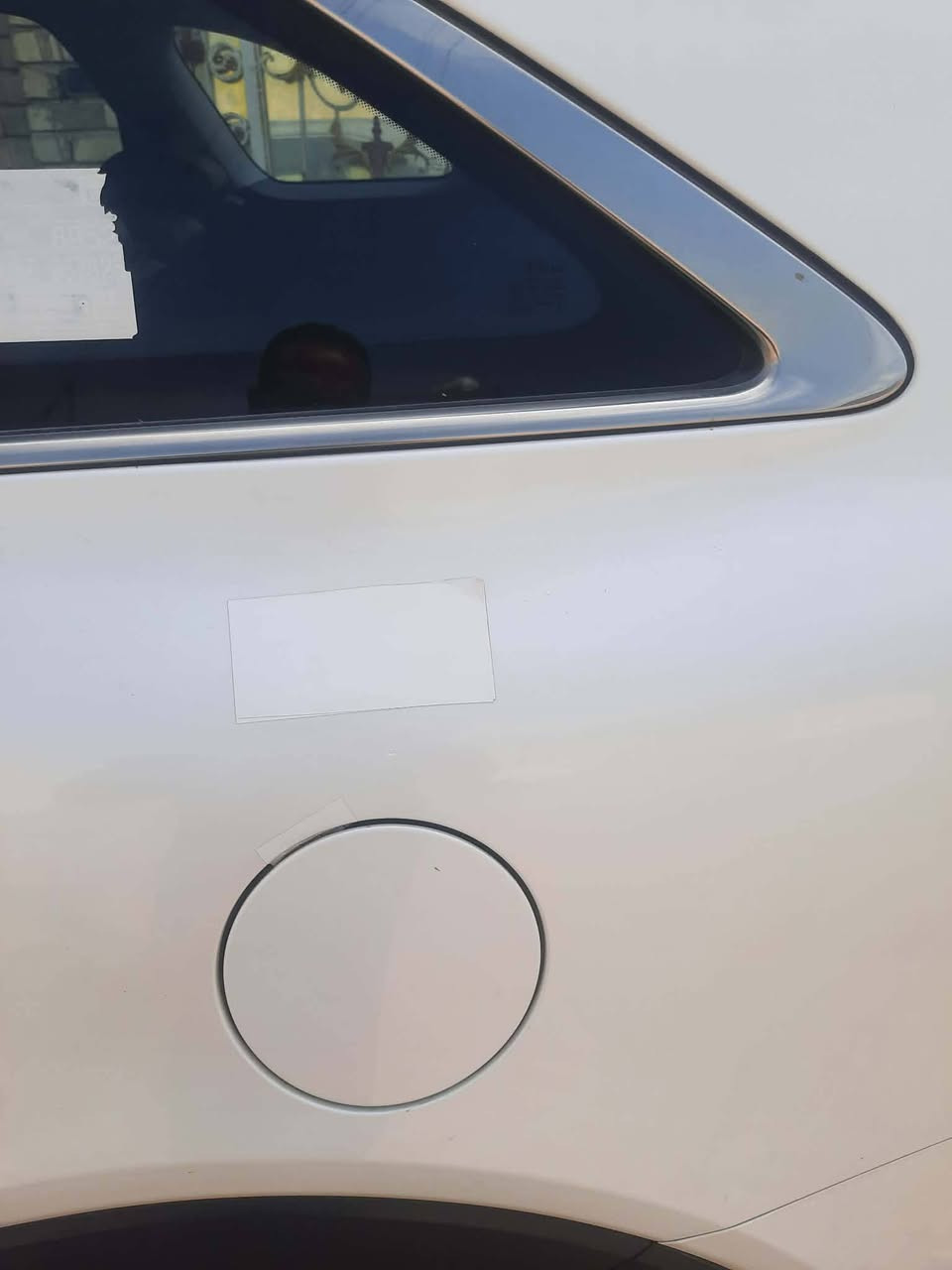 سورنتو 16كويتي فول عدا البانوراما 6سلندر سبعه راكب حجم المكينه 3300 مكينه وكير بلاد ما مفتوحه رقم بغداد باسمي ماشيه 105 كيلو صدر جديد مع مشط ستيرن جديد السياره بيهه بارد عده ااماكن ولسونار مرفق السعر 215بيهه مجال مكان بغداد حي اور ***********
