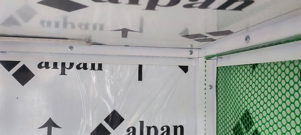 السلام عليكم 
اخوان متاح حاضنة افراخ 
مواصفات الحاضنة 
صيفية شتوية بيهة باب ينغلق بلشتاء او ينفتح بلصيف 
ساندويج بنل نضام مجر 
لد اضاءة 
بوكس متحكم تهوية او حرارة 
ارضية قابل للفتح والتظيف
معيار حرارة للتحكم بدرجة الحرارة 
+هيتر +كلوب شمسي  
اخوان الحاضنة اني ماخذهة ب325 معروضة ب250 قفل 
الي ايريدهة عنواني ديالى المقدادية جسر مهروت


**إذا كنت صاحب هذا الإعلان وتريد حذفه لأي سبب، رجاءا أرسل رسالة إلى الدعم الفني**