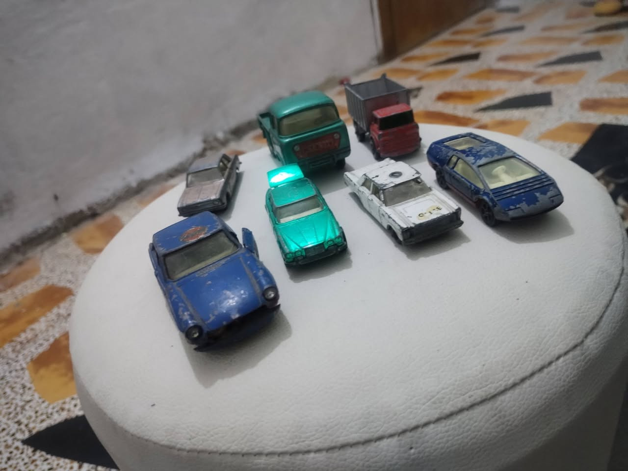 السلام عليكم سيارات عدد 20  قطعه وكلهن اصليات وحديد وصناعه انكليزي وفيتنامي واوربي
كطع كلش حلوات بس يرادلهن ترتيب واكو سيارت بيهن نقص تايرات
للبيع شلعه وحده القطعه على 5000 الف وبيهن مجال 
تواصل خاص وتدلل توصيل ماعندي مكاني كربلاء


**إذا كنت صاحب هذا الإعلان وتريد حذفه لأي سبب، رجاءا أرسل رسالة إلى الدعم الفني**