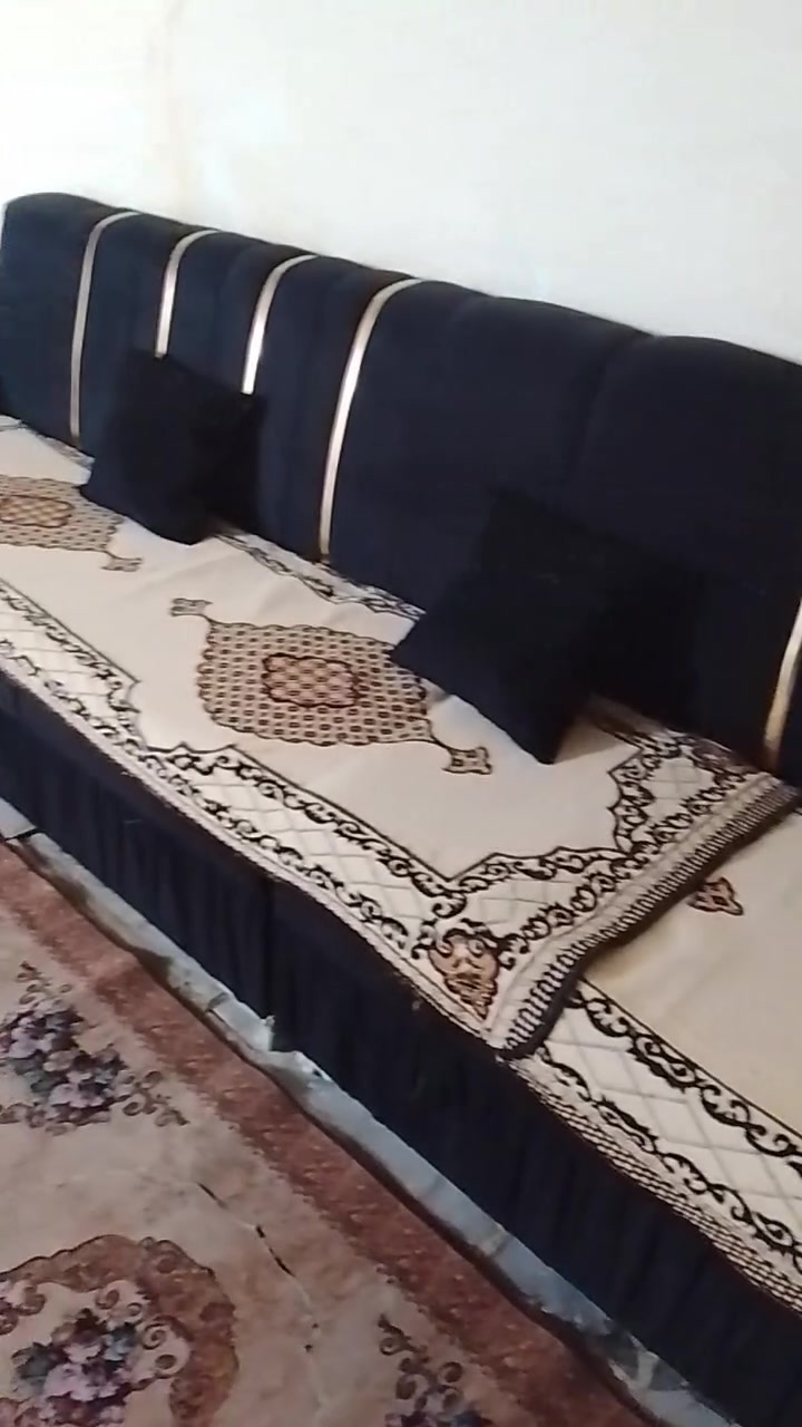 للبيع خمس قطع عشر امتار غيم بيرضي الله وخذهن


**إذا كنت صاحب هذا الإعلان وتريد حذفه لأي سبب، رجاءا أرسل رسالة إلى الدعم الفني**
