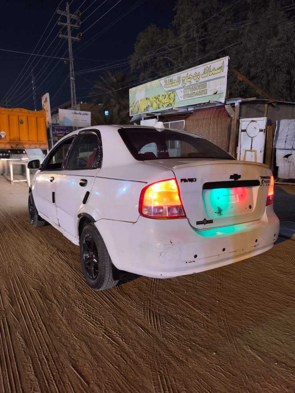 السلام عليكم للبيع افيو 2004 خليجي محرك مفتوح المرغوب كير اوتو رقم نجف انكليزي بسمي سنويه لل2031جام كهرباء كهربائيات كله شغال تبريد شغال السيارة بيه تخم ويلكب مع تخم تاير  حداديه جديده السيارة بيه خياسات بصيطة السعر 39 بيه مجال عنوان نجف  كوفه حي ميسان للاستفسار الاتصال بل رقم ***********
