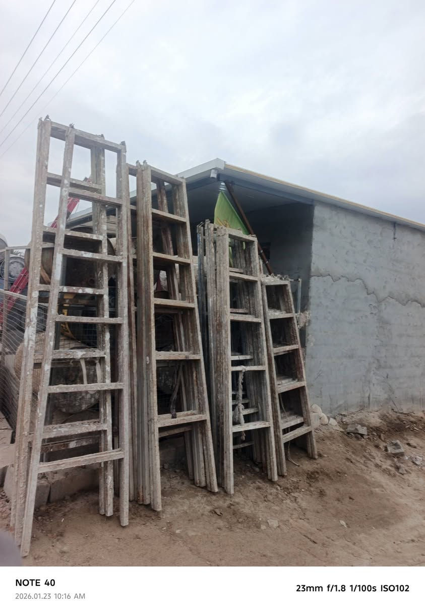 سلام عليكم شباب عندي سكله نضيفه مكانها ديوانيه رقم الهاتف ***********
