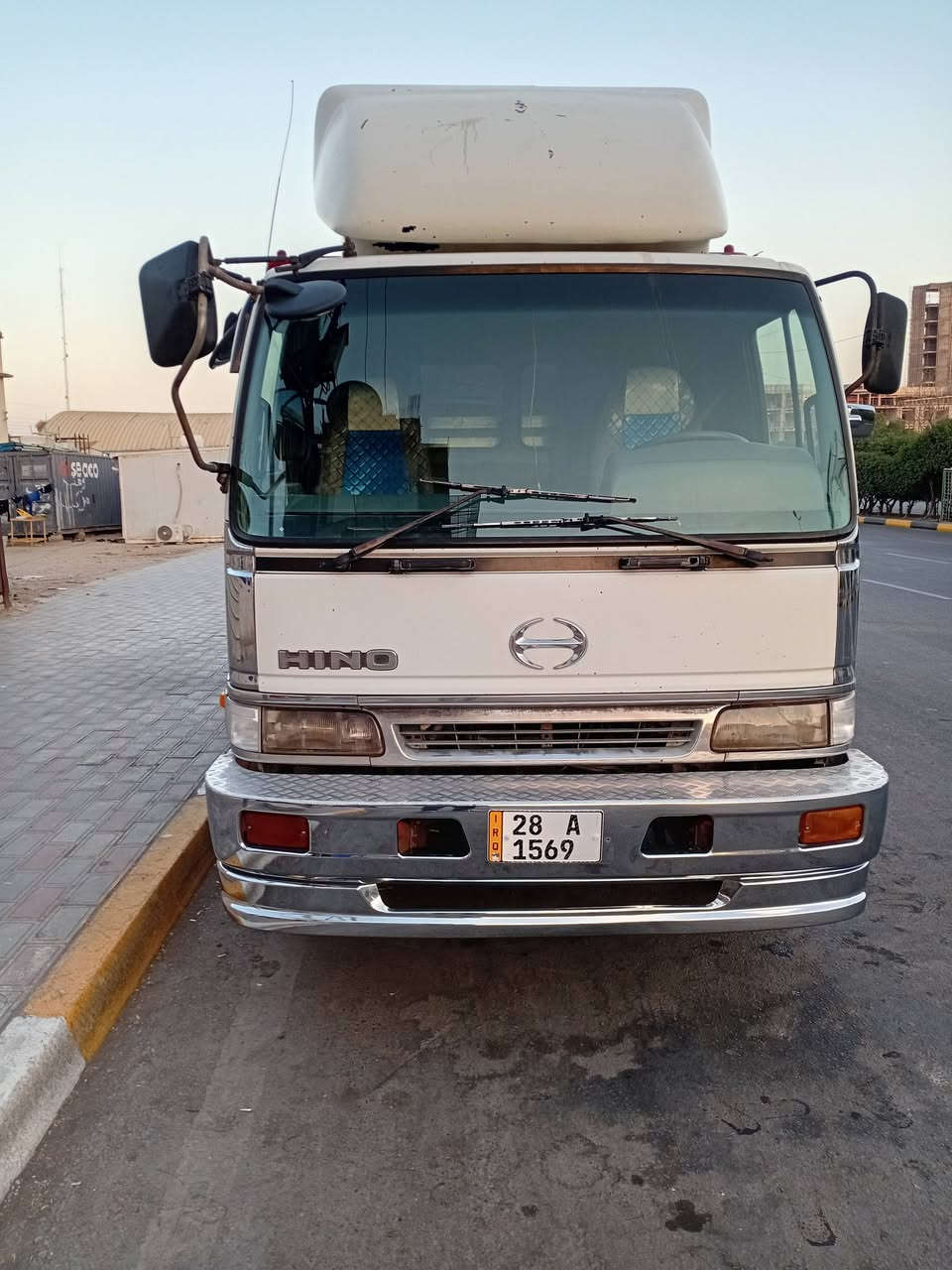 سلام عليكم
هينو مديل 1997
للبيع رقمه انكليزي نجف 
استفسار على الرقم /***********
غير موجود في الخاص بس على الرقم
