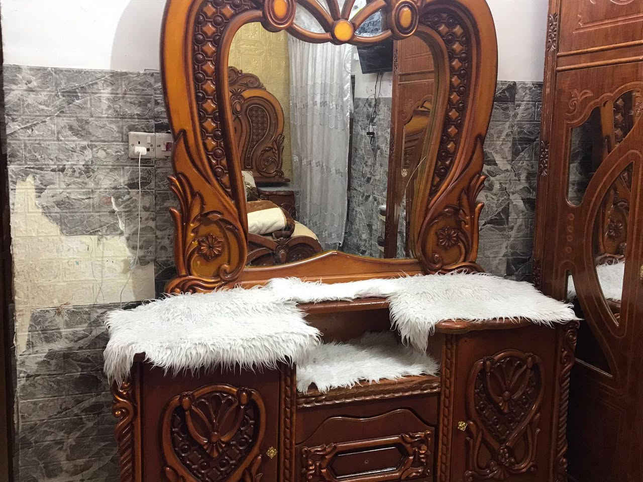 غرفة صاج تسكام نظيفه جدا ام ال5 ناصرية الاسكان الصناعي ***********
