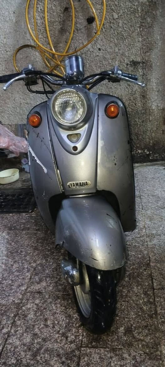 سلام عليكم دراجه اكلاسك مكينه نظيفه
سلف هندر كله شغال
تايرات جدد
فقط نقص الاصفاح
سعر ١٧٥
مكان الشعب
***********  واتساب موجود
