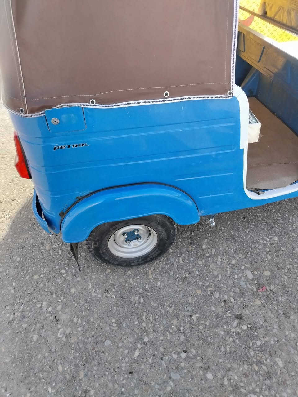 السلام عليكم تكتك موديل 2020 شهر 8 رقم كشره كفاله بيه بس طكه كد شبر مكينه بوشه وبستم تجفيت شركه المكان المجر الكبير ناحيت لعدل الستفسار ***********
