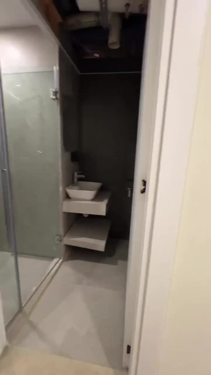 �
شووقەیەکی جوان بۆ کرێ لە هەولێر 🏡🔥
نرخ تەنها 325$ 💸
شوێنی زۆر باش + خزمەتگوزاری تەواو 👀

شقة جميلة للإيجار في أربيل ✨
بسعر فقط 325$ 💸
موقع ممتاز وخدمات متكاملة 🌟

📞 ***********
📞 ***********
