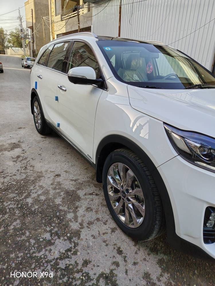 السلام عليكم...
سورنتو خليجي موديل 2020 اعلى فية
مواصفات
فور ويل اربع كامرات مقاعد حار بارد بانوراما مقاعد جلد بردات خلفية صندوق كهرباء بصمة ابواب وتشغيل دخول ذكي ترحيب ماشية ٥٧ الف سبير منازل بيها بارد بسيط فقط والسونار موجود بالمنشور عارضها ب ٢٦٣٠٠ الف دولار يعني ٢٦٢ ورقة مكاني الاعظمية للاستفسار *********** او *********** بغداد, العراق
