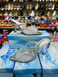 شحاطة نسائية • كعب طبي • مقاس ٣٧-٤١