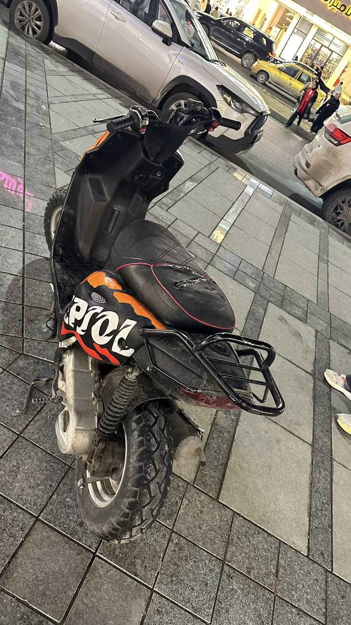 سلام عليكم
دراجه خبط سرعه 80 جبلي
جاهزه مابيه اي نقص 
للبيع او المراوس
سعر قفل 250 
مكاني زيونه
***********
