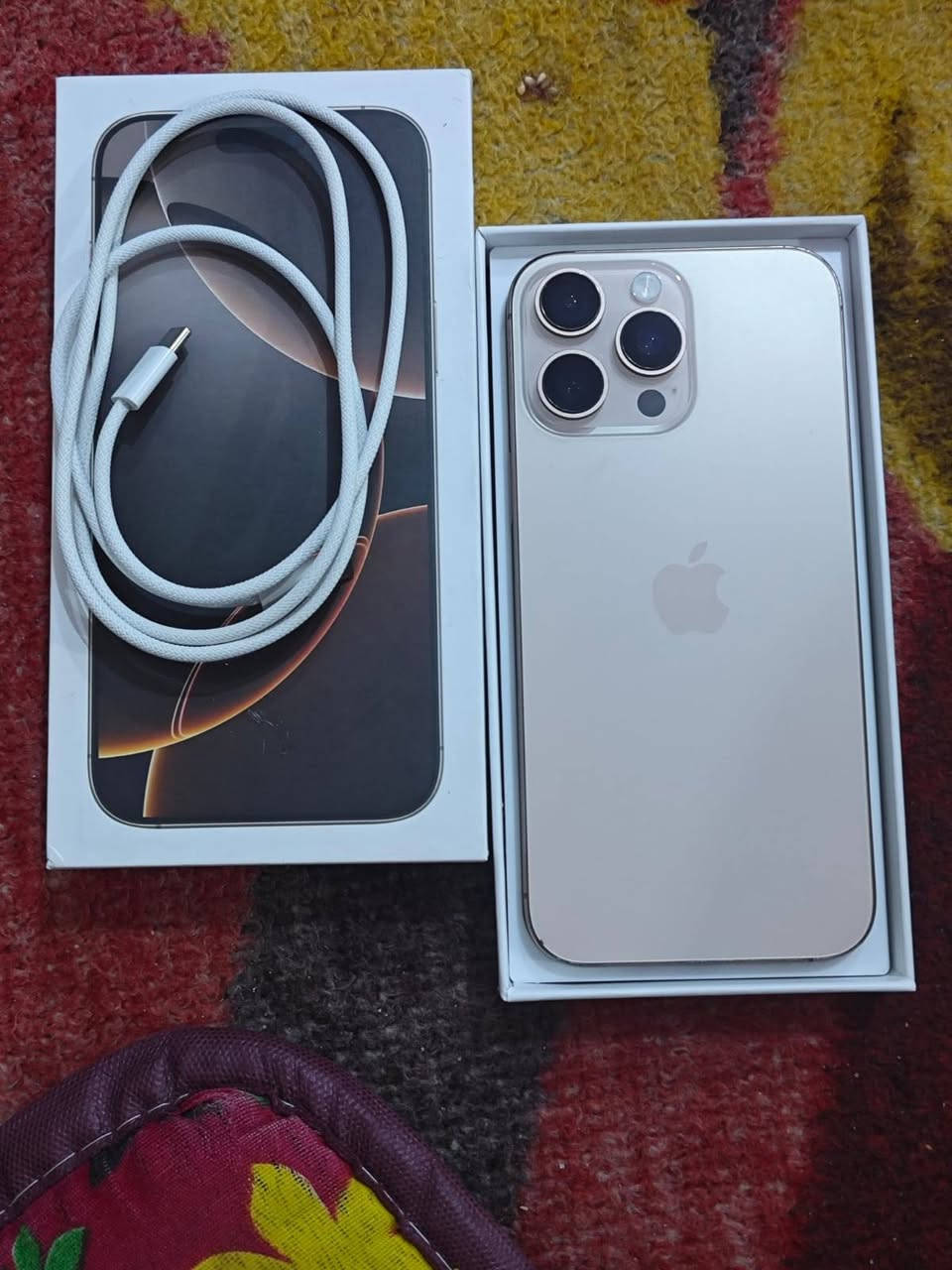 IPHONE 16 PRO MAX || السعر 800 قفل بدون عملة
 ذاكرة || 256 
بطارية || 94
الجهاز وكع وصار بالشاشه هيج صارله شهرين مازادت النقاط السود 
شرق اوسط
اللمس ابد مابي شي
الفيس ايدي وكف من وكع 
كامل ملحقات 
اخوان النضيف دينباع ب 1400 يعني حتى اذا تاخذة وتبدله شاشه تجاري هم يصير عليك ب 900 
مكاني شارع فلسطين 
واتساب 
***********
