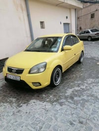 كيا ريو للبيع اي استفسار عل رقم 07778277250