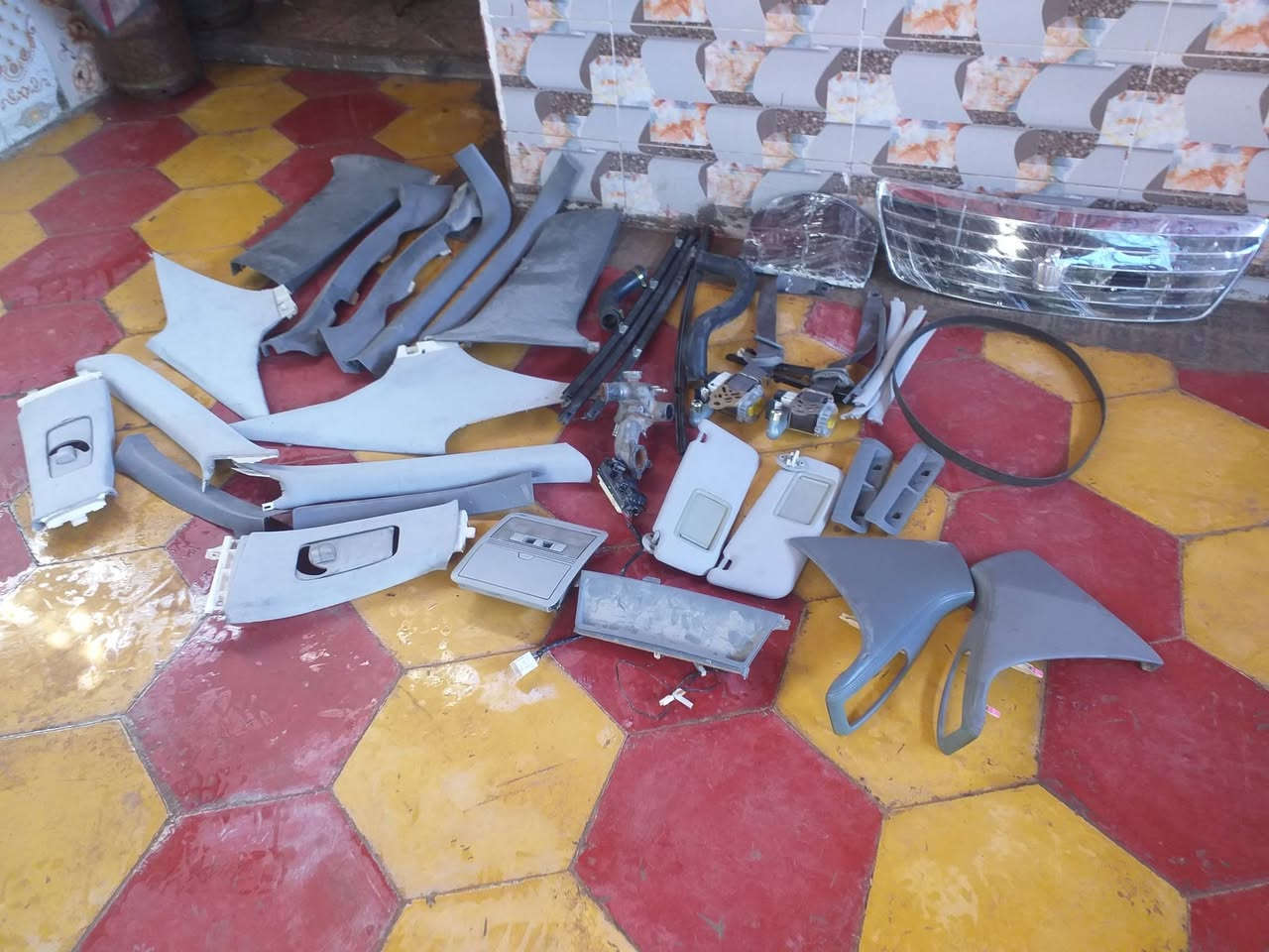 غرفة شاهينه للبيع مناسبات حلل وخذ اي تريد مكان ديوانية حمزه شرقي ***********
