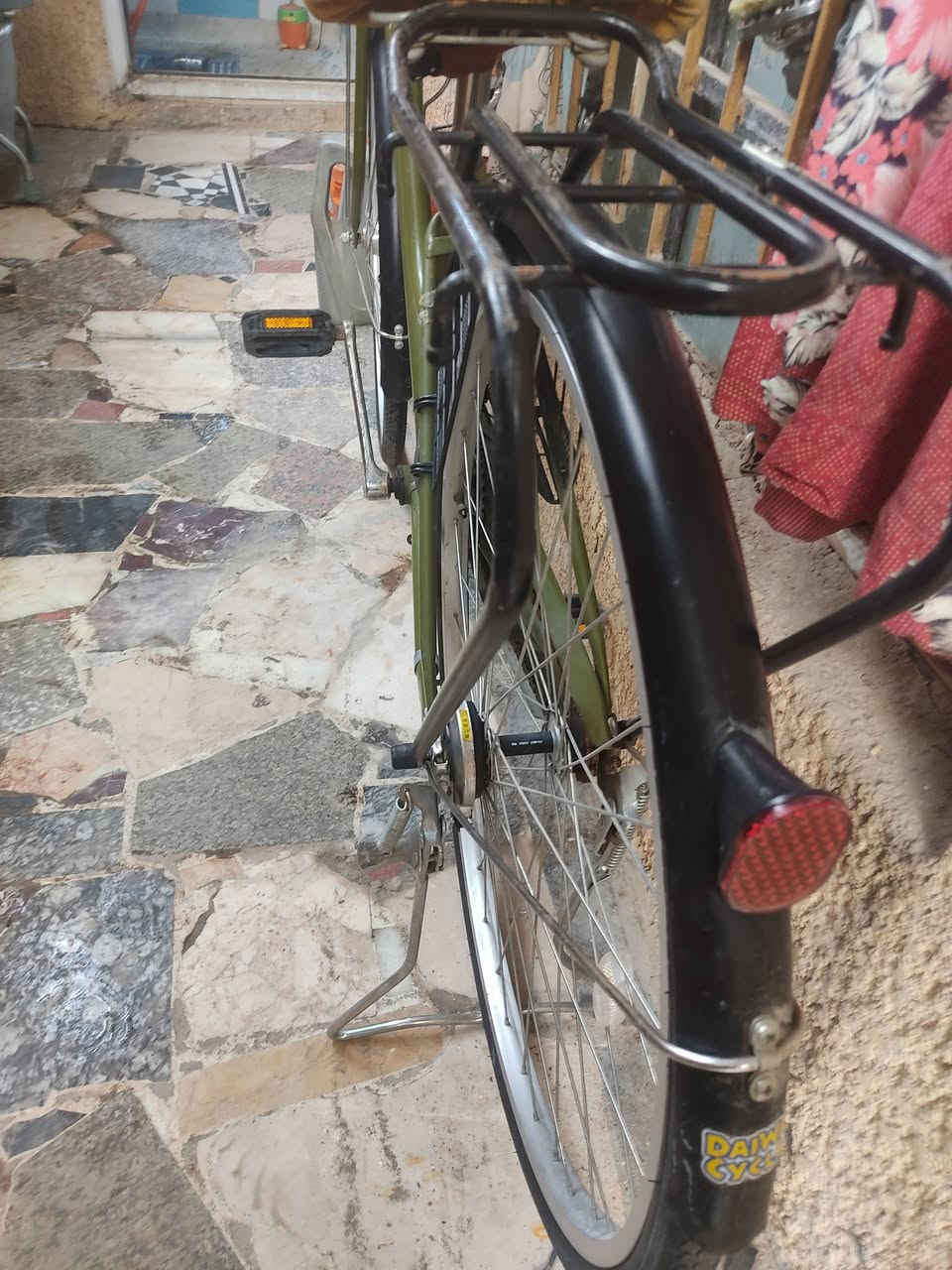 سلام عليكم بايسكل نضافة شوفت عينك السعر 100مكان بغداد شعب الشراي يدخل خاص


**إذا كنت صاحب هذا الإعلان وتريد حذفه لأي سبب، رجاءا أرسل رسالة إلى الدعم الفني**