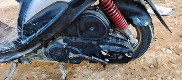 السلام عليكم دراجه ماكس عدله مال حاويه نادره صعبه تلكاها بالسوك وبنظافتها لان الكفرات بيها بلاديه وكلهم مختمه كل شيء بيها ممبدل ال شاير والبقلايتات كله بلادي وكل شيء شغل بيها سلف وهندر ماكينه ما مفتوحه اوراقها كامله بس تجي واحول لك عنوان مدينه الصدر السعر 850 وبيها مجال بصيط للاستفسار واتساب او اتصال👈🏻***********
