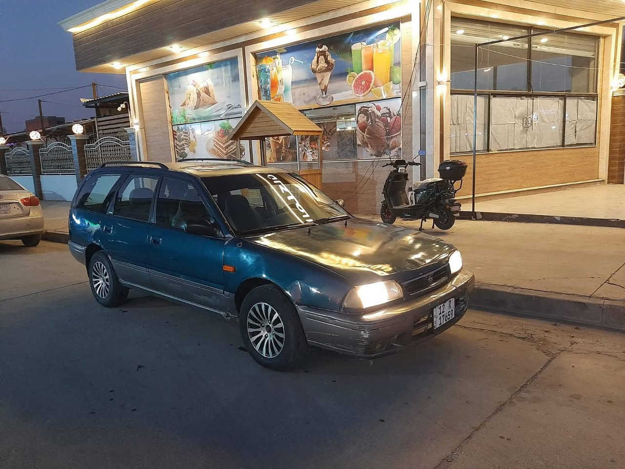 نيسان بريميرا ستيشن 1995  حجم. 20 
محرك شرط كير اوتوماتيك شرط 
طخم تاير جديد 
باتري جديد 
طخم امامي خلفي جديد 
رقم نينوى مسطره 
هزه جديده 
ستيرن بور 
قفل مركزي 
كهربائيات كلها شغاله شرط 
ويل كب طخم 
صبغ حزام 
السعر 34 
موصل حي الصديق 
***********
