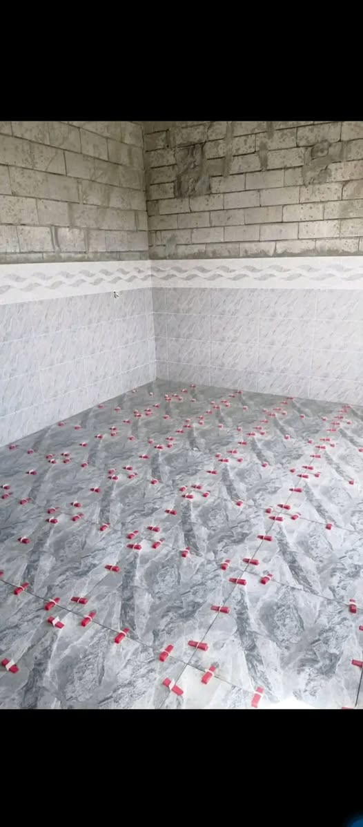 خلفه سيراميك  متفرغ حاليا لكل انواع السيراميك والبورسلين والكاشى والمرمر والبايات والألوااح .
شغل ليزر درجة اولى وتسليم مهندس الرقم بيه واتساب  ***********
