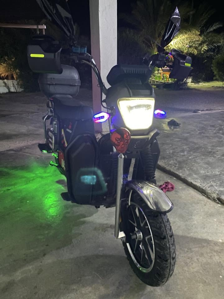 🚲 دراجة كهربائية للبيع – نوع USKEEZE
✅ الدراجة بحالة جيدة جداً
✅ البطاريات مبدلة جديدة اليوم وبعد مماشي عليها تفحص وتاخذ 
✅ جاهزة للاستخدام ولا تحتاج أي مصاريف
✅ الفحص والمعاينة متاحان قبل الشراء

💰 السعر: 600 ألف وبي مجال 

للاستفسار على الواتساب(***********)
العنوان هيت
